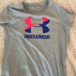Girls Under Armour Heatgear Short Sleeve Shirt NWOT